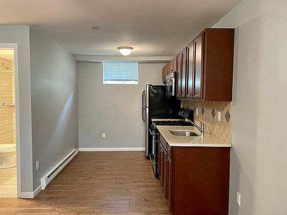 3rd image of 251 Detroit Ave