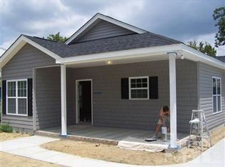 1562 Bluff Dr, Leland, NC 28451