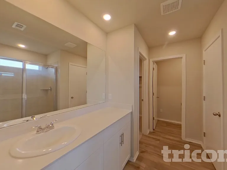 5002 Saddle Club Dr — Photo 8
