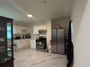 46 Woodlawn St #1, Everett, MA 02149