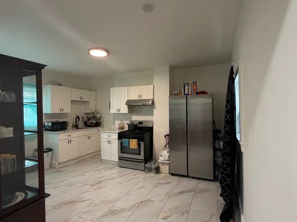 46 Woodlawn St #1, Everett, MA 02149