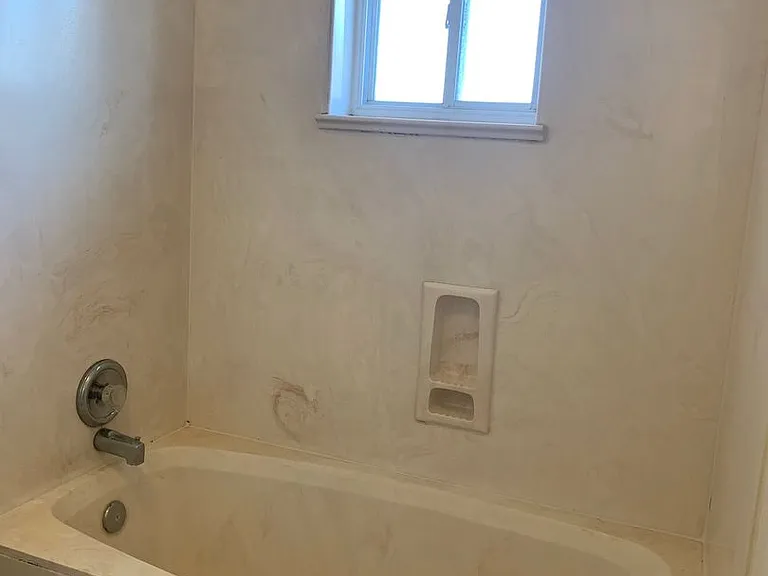 370 Atrisco Dr SW — Photo 15