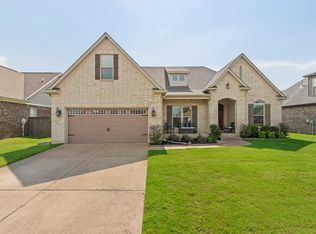 823 Grandee Cir, Marion, AR 72364