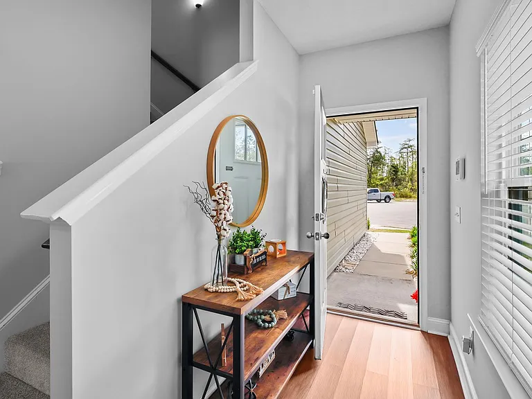173 Chaffseed Cir — Photo 4