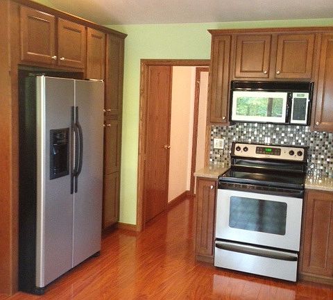 4th image of 608 Clauson Ct
