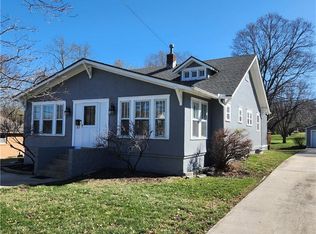 503 SE 3rd St, Lees Summit, MO 64063