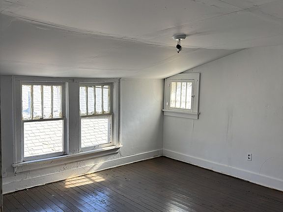 5th image of 519 E Harvey Ave
