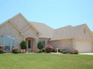 5005 Silver Crest Dr, Wichita Falls, TX 76310