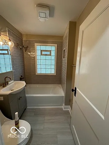 5807 Lowell Ave #5805 — Photo 22