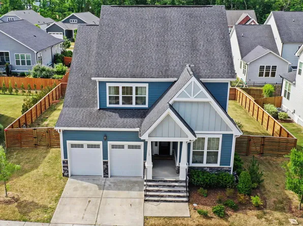1105 Crested Jay Dr, Durham, NC 27707