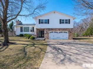 2721 18th St #C, Moline, IL 61265