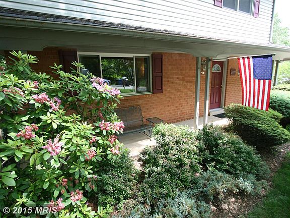 2nd image of 4971 Swinton Dr
