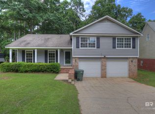 492 Ridgewood Dr, Daphne, AL 36526