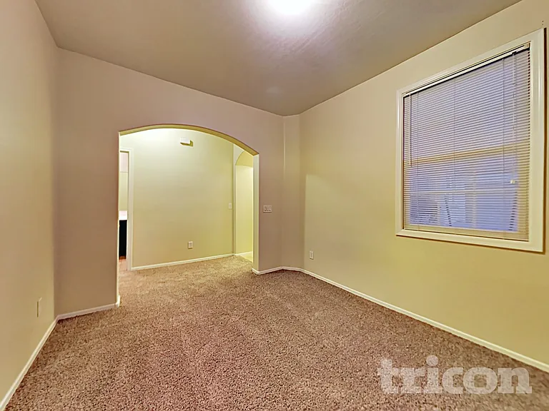 3210 N 302nd Ct — Photo 14
