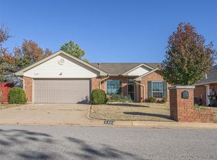 8404 Cinnamon Teal Dr, Oklahoma City, OK 73132
