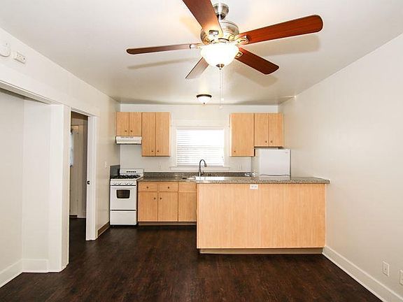 4th image of 1720 E 1st St #1X1-1700