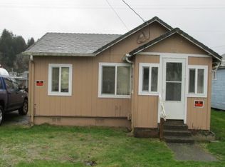782 Laurel Ave, Reedsport, OR 97467
