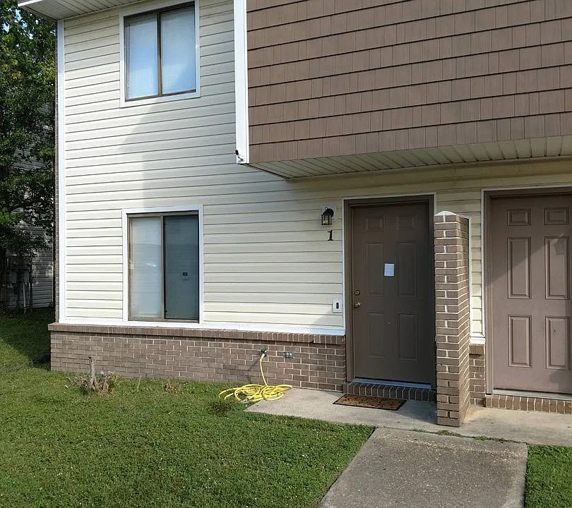 1205 Stephen Dr