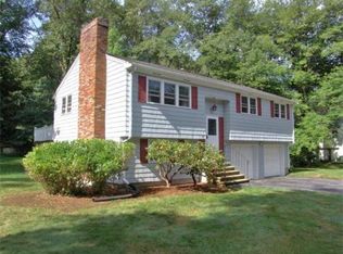 39 Westwood St, Burlington, MA 01803