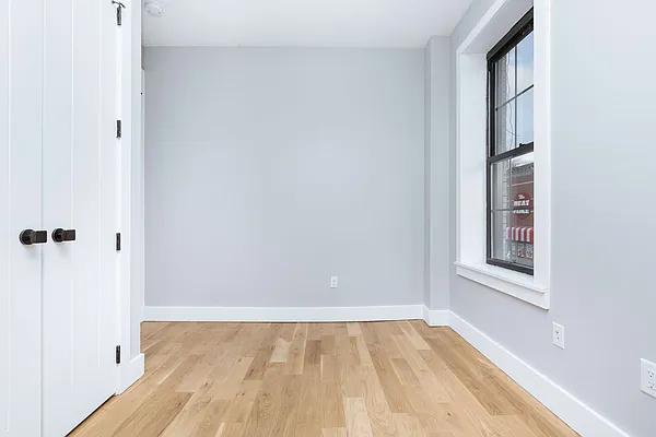 Rented by Nooklyn NYC LLC | media 60
