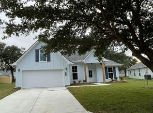 605 Thomas Shields Blvd, Bay Saint Louis, MS 39520