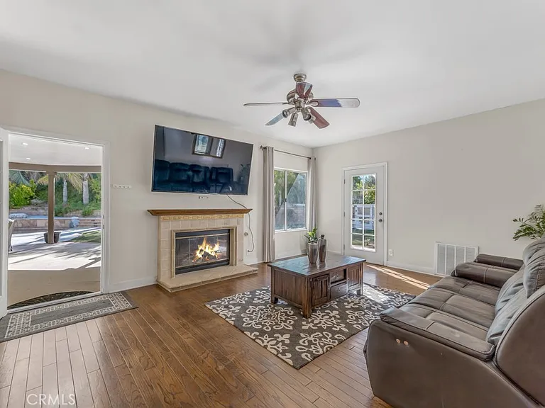 26940 Whitehorse Pl — Photo 11