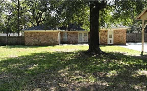 4th image of 467 Vaughn Dr N
