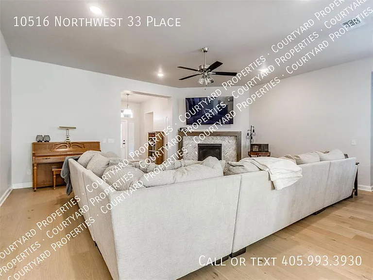 10516 NW 33rd Pl — Photo 30