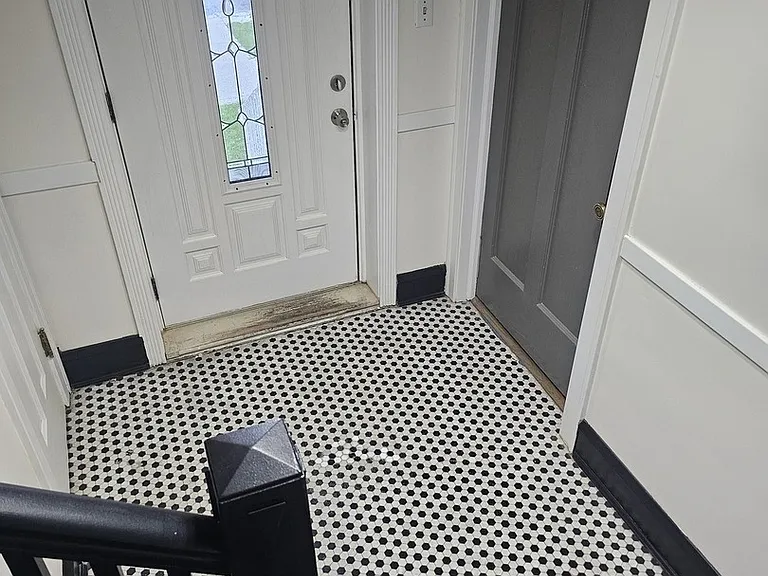 6152 S Kolin Ave — Photo 25