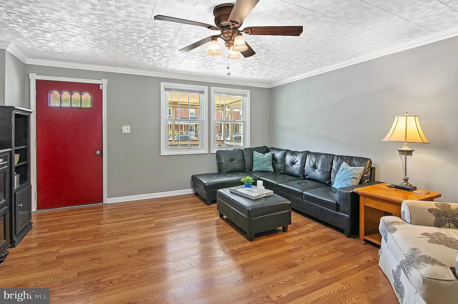 3 bed, 1716 sqft, $1,950 — Photo 3