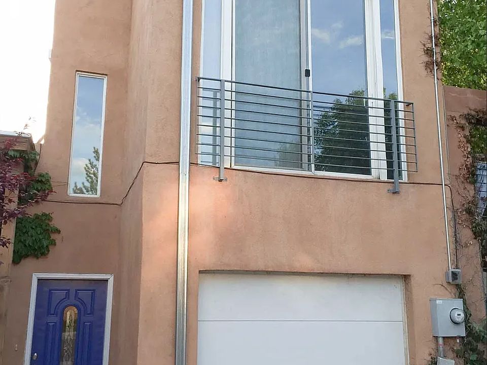 Exterior front of townhouse