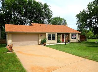 2316 SE Stinson Dr, Tecumseh, KS 66542