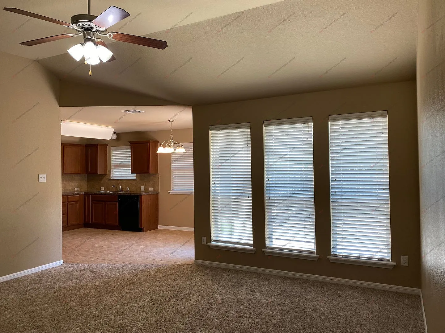 4Bed I 2 Bath- Heritage Neighborhood - Temple ISD — Photo 3