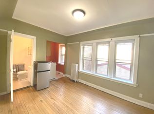 1527 N Marshall St #24, Milwaukee, WI 53202