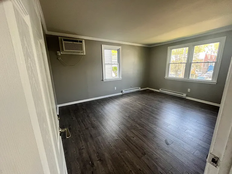 201 N Hamilton St #203 — Photo 8