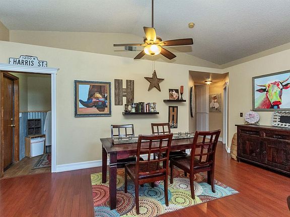 4th image of 2332 Teakwood Way