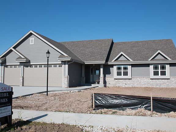 2nd image of W136N6097 Weyer Farm Dr