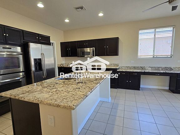 2nd image of 8330 N Mountain Stone Pine Way