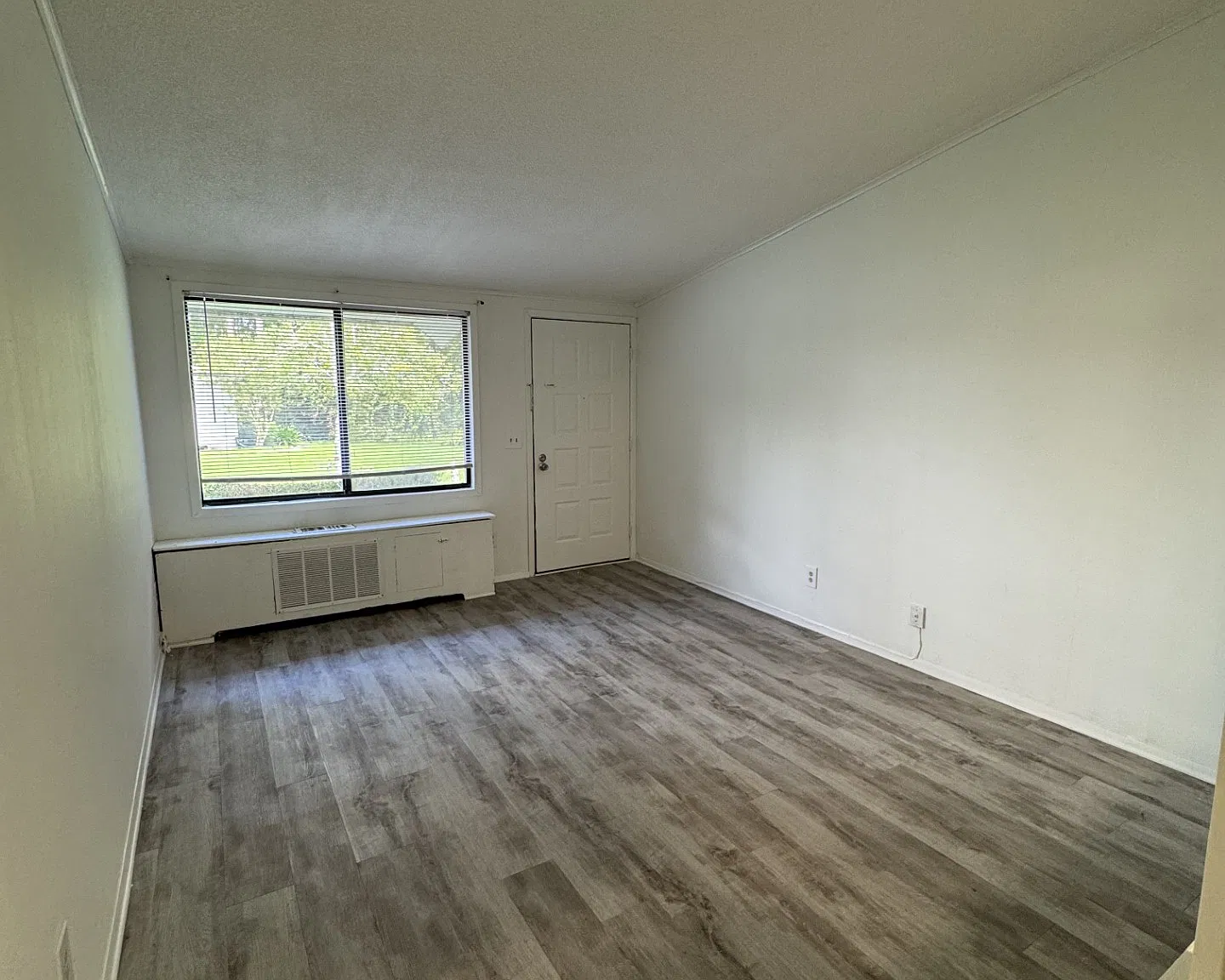 Willow Way Apartments — Photo 4