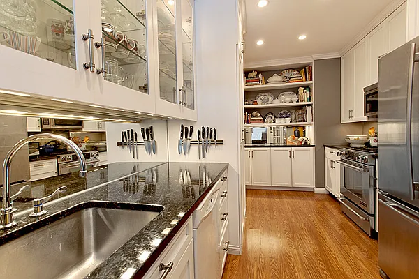 Sold by Brown Harris Stevens | media 22