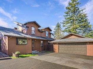 3160 Ridgewood Rd, Willits, CA 95490