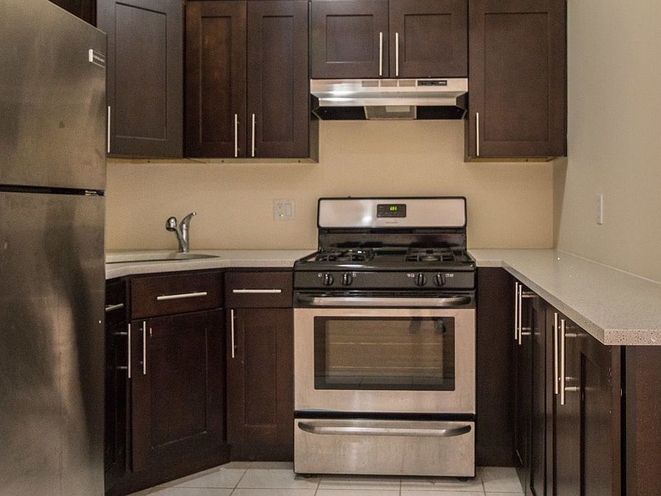 1st image of 72 Buffalo Ave #3L