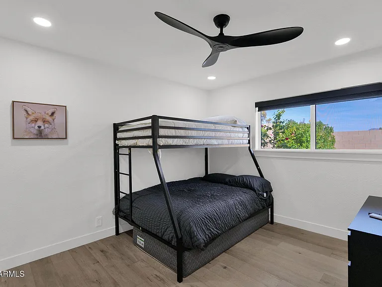 7629 N Via De Los Ninos — Photo 19