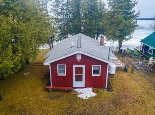 6550 Grand Point Rd, Presque Isle, MI 49777