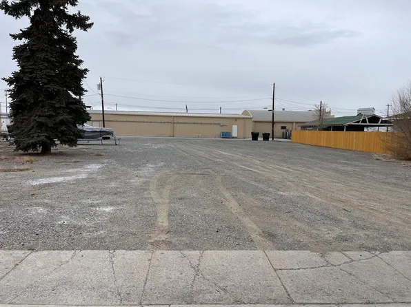 434 S Bent St, Powell, WY 82435