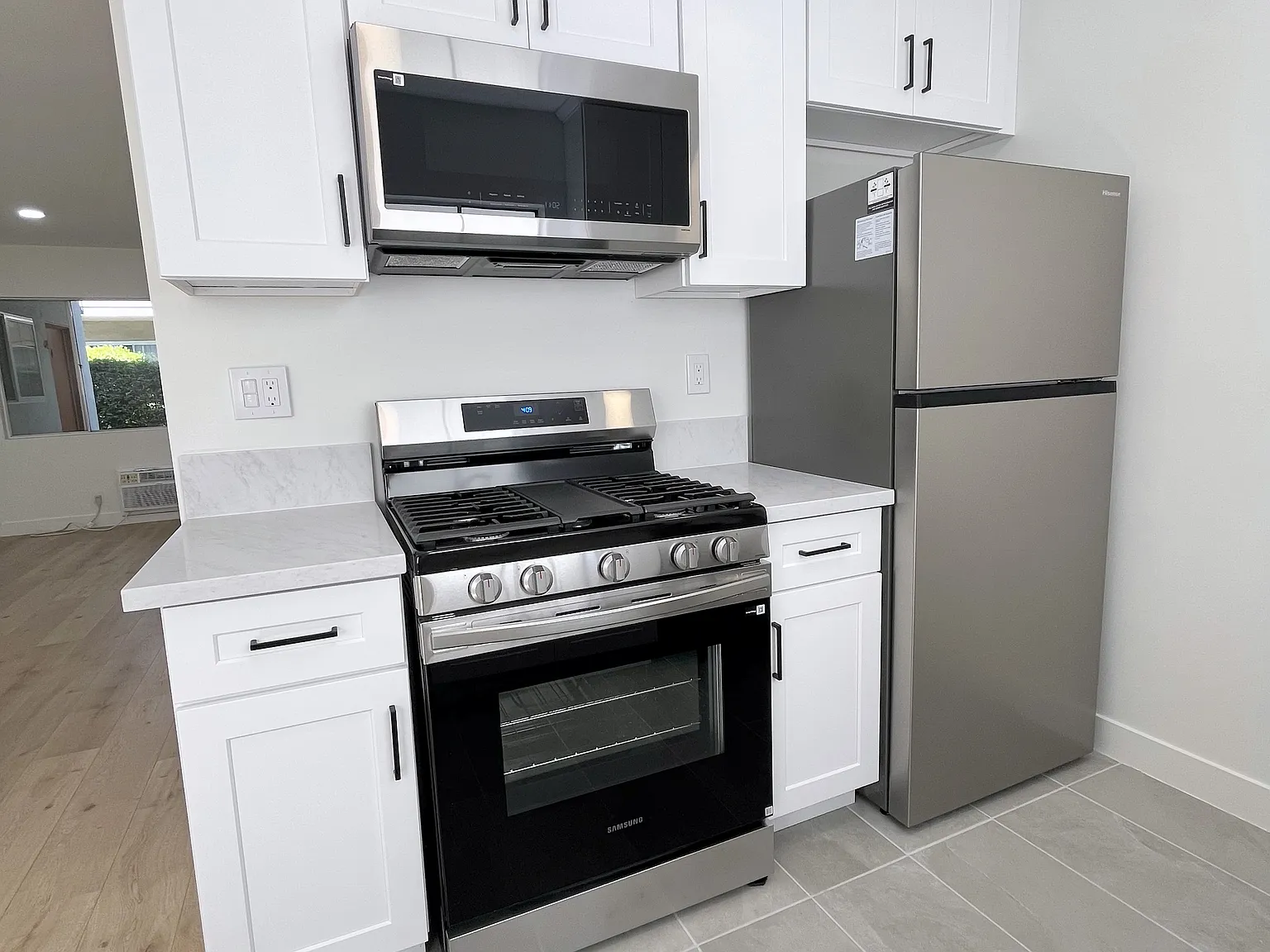 1 bed, 700 sqft, $1,895 — Photo 3