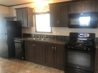 81 Woodridge Ct, White Lake, MI