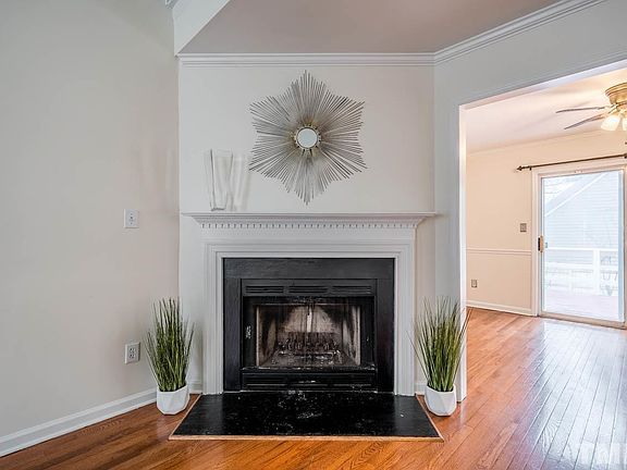 4th image of 206 Saint Thomas Dr