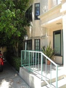 10221 De Soto Ave Unit 107, Chatsworth, CA, 91311