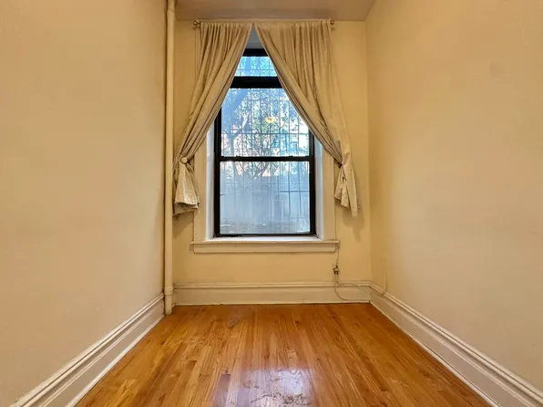 36 West 90th Street image 5 of 12